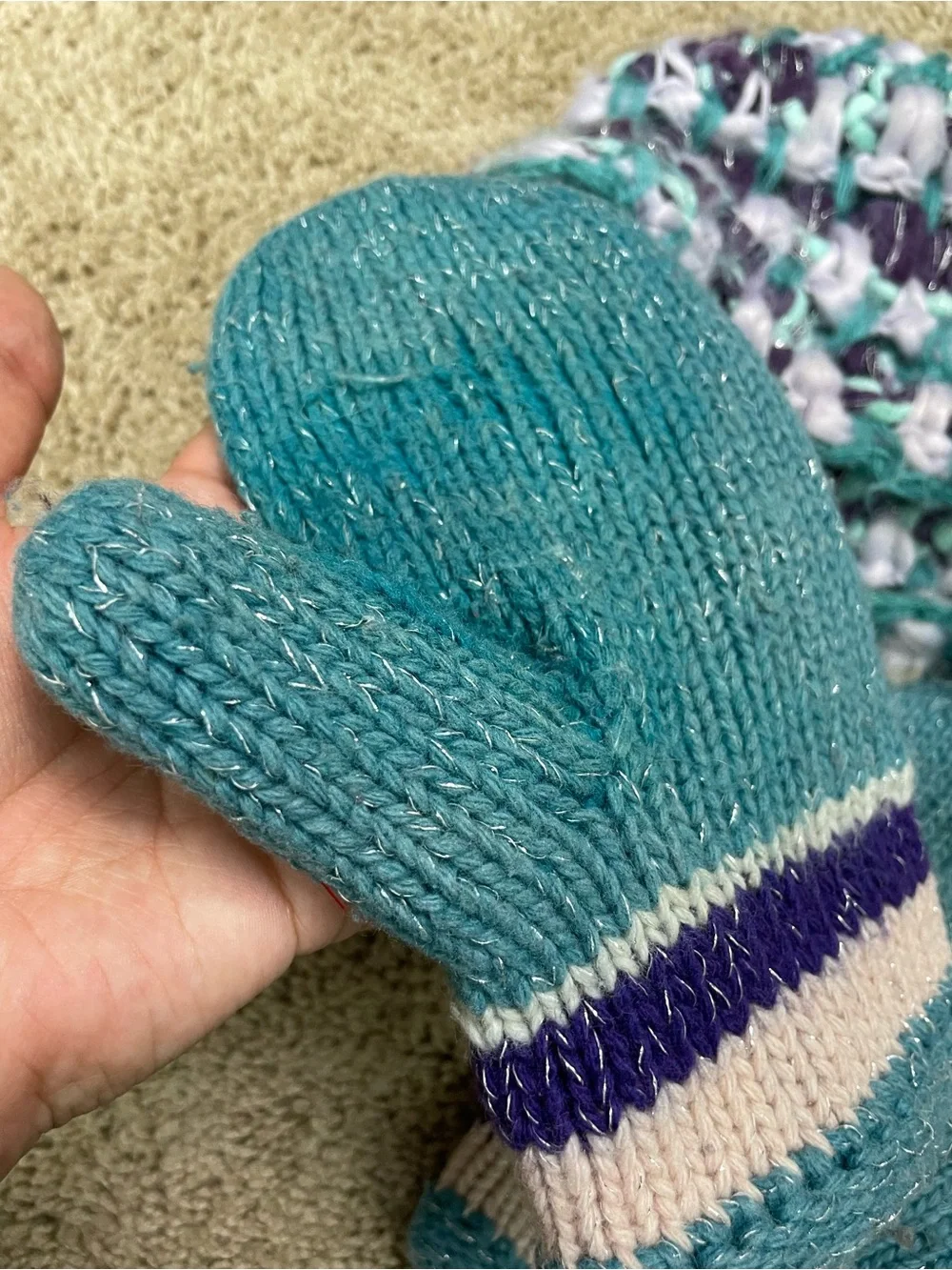 Urban Outfitters Teal‎ Knit Mittens & Multicolor Beanie Set